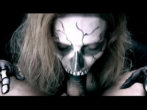❤️ Fată demonică sugând pula cu gura ei neagră și înghițind spermă. ❌ at porn ro.xxxhdporn.ru ️❤